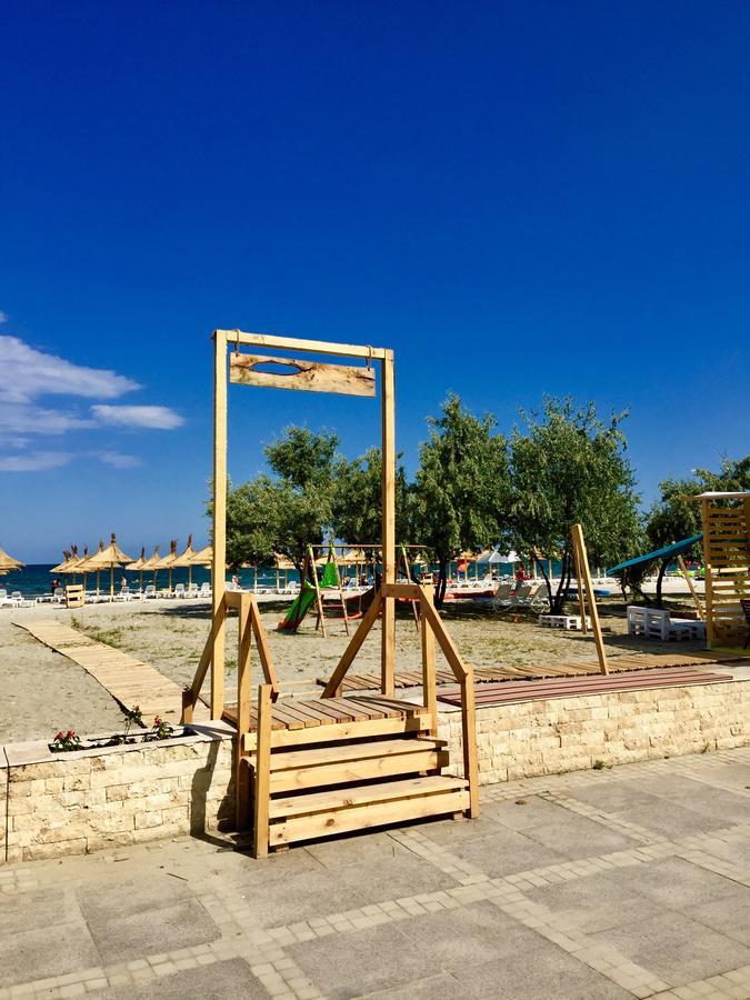 Aty Apartament Năvodari Exteriör bild